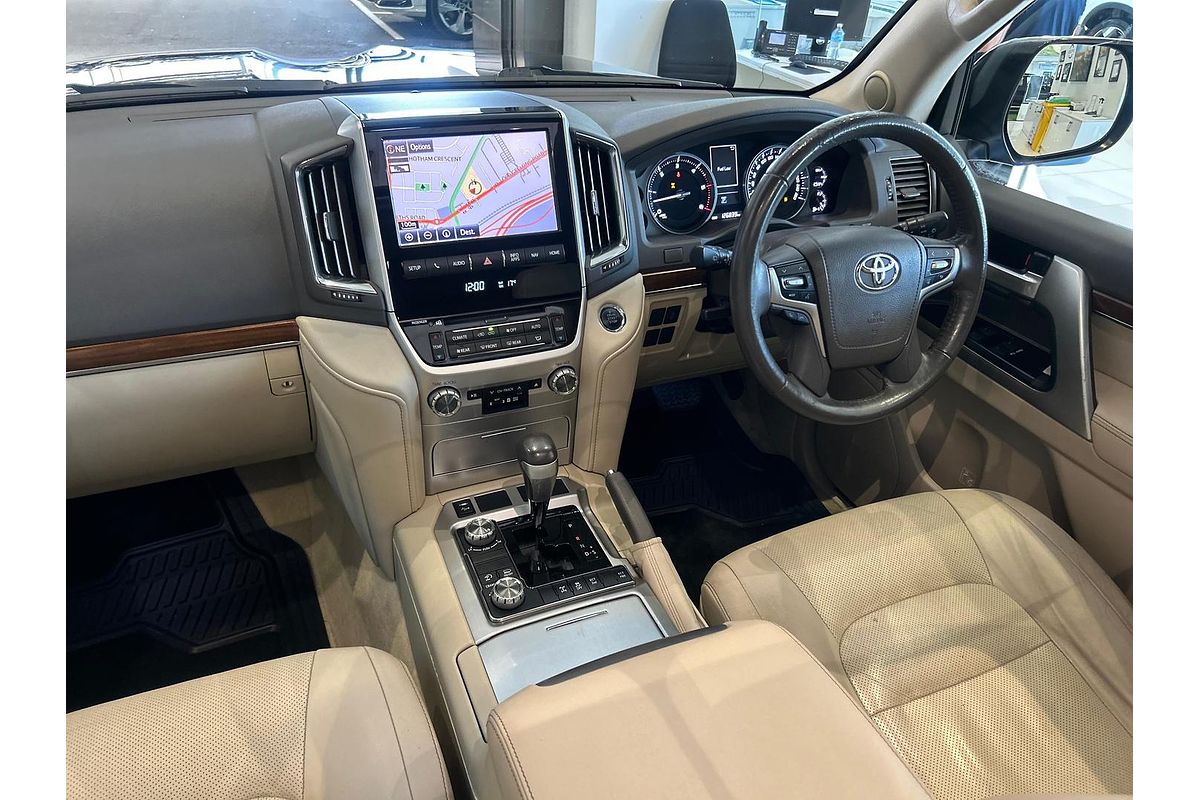 2017 Toyota Landcruiser VX VDJ200R