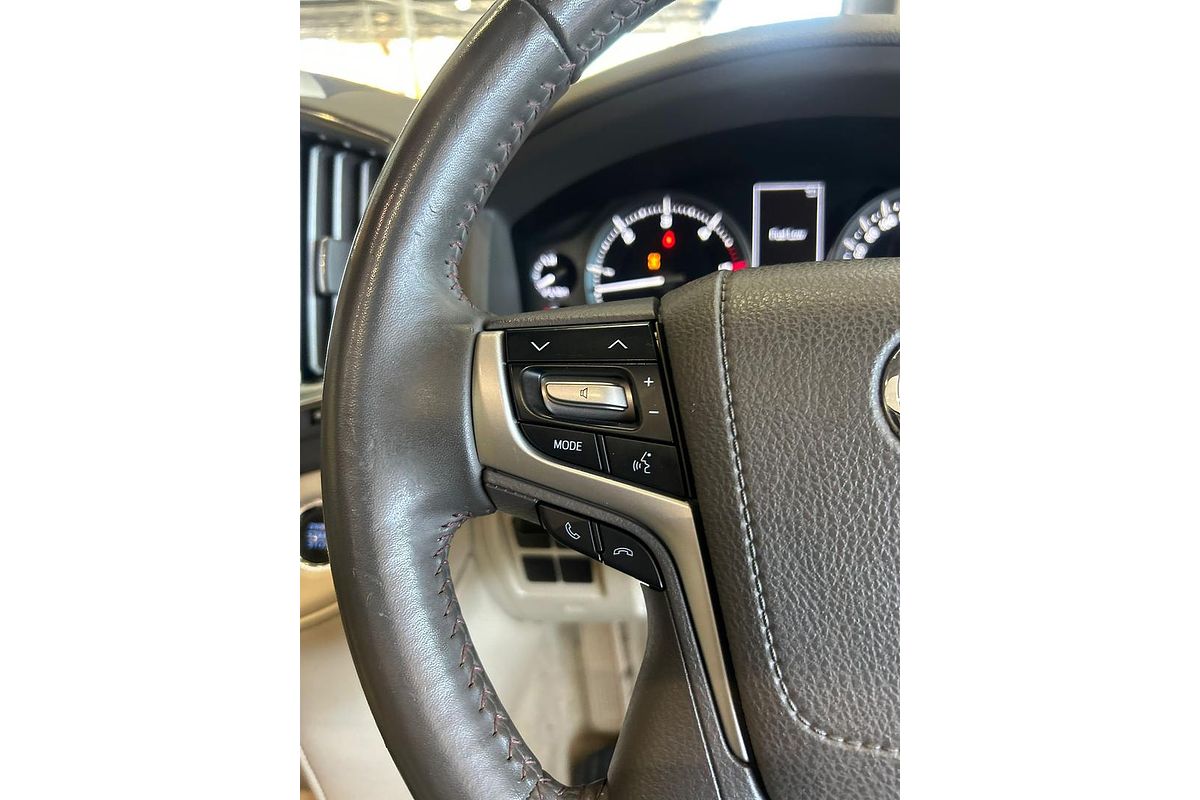 2017 Toyota Landcruiser VX VDJ200R