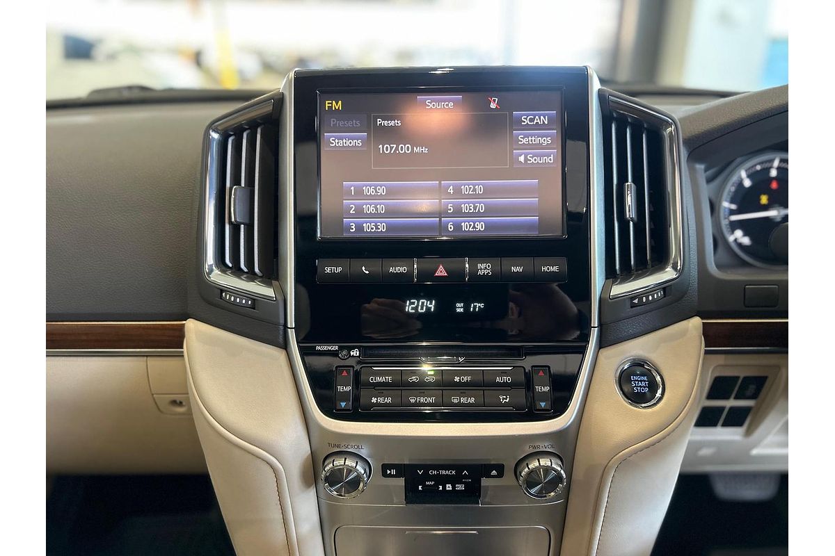 2017 Toyota Landcruiser VX VDJ200R