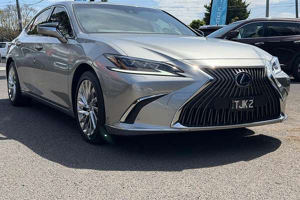 2021 Lexus ES ES300h Sports Luxury AXZH10R