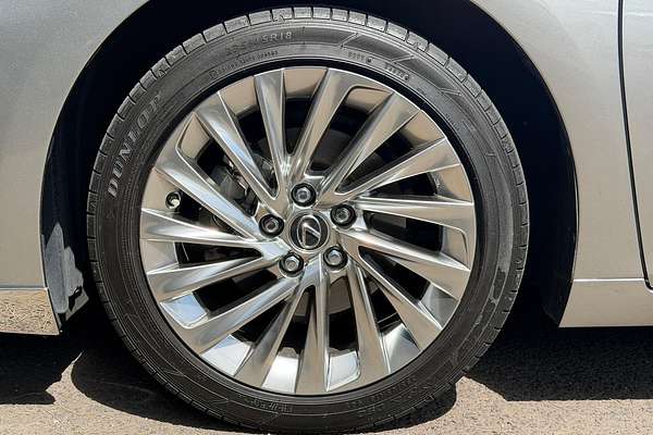 2021 Lexus ES ES300h Sports Luxury AXZH10R