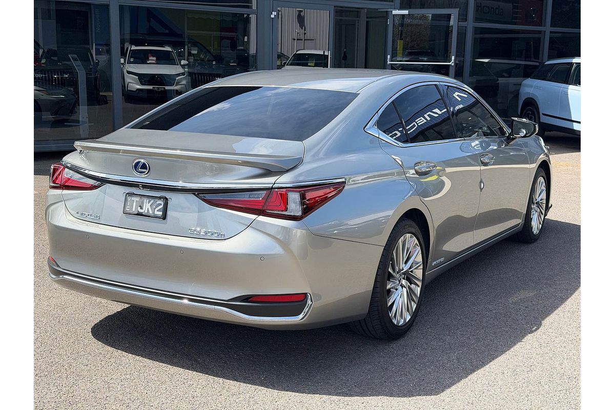 2021 Lexus ES ES300h Sports Luxury AXZH10R