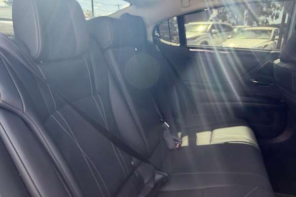2021 Lexus ES ES300h Sports Luxury AXZH10R