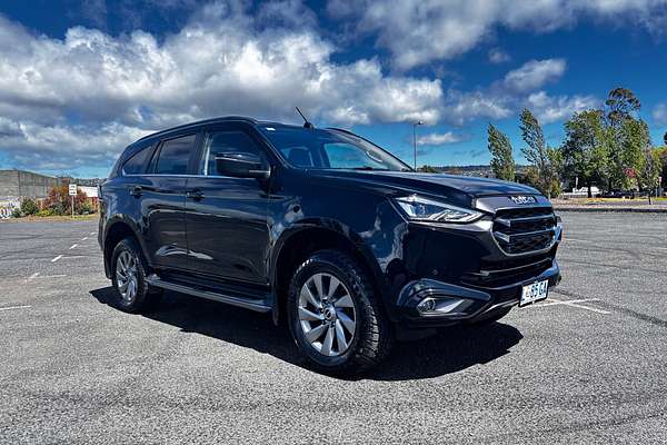 2023 Isuzu MU-X LS-U