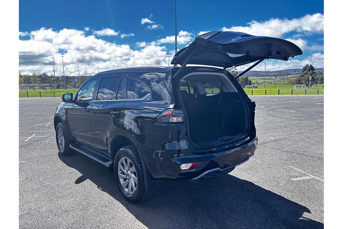 2023 Isuzu MU-X LS-U