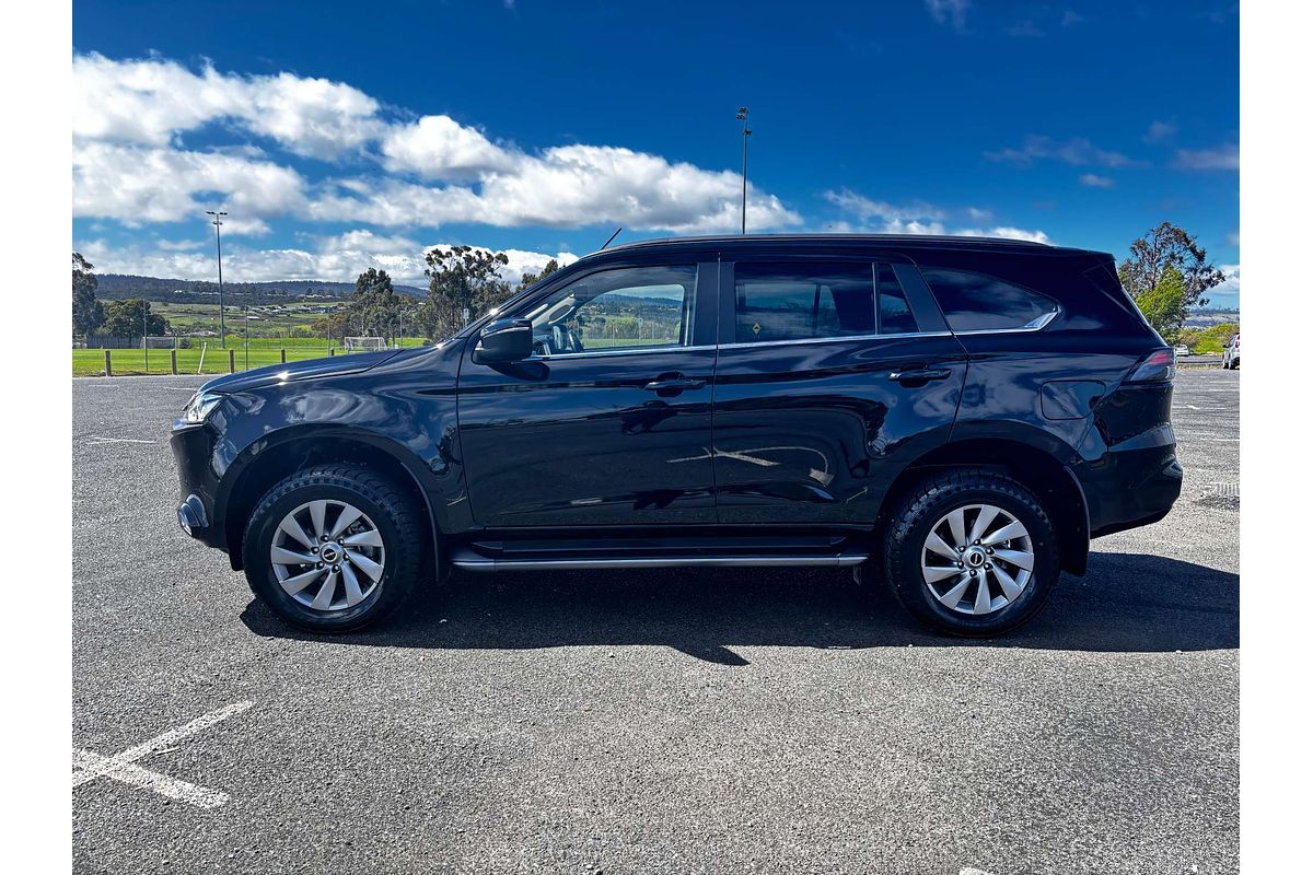 2023 Isuzu MU-X LS-U