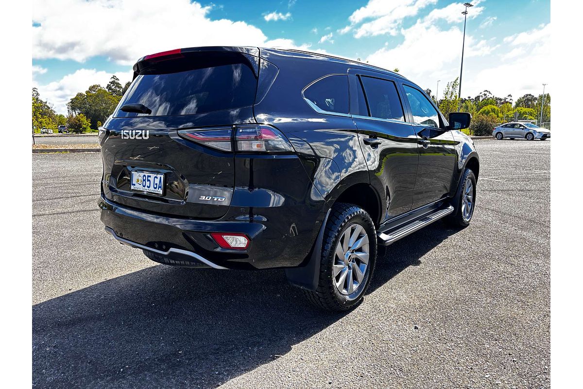 2023 Isuzu MU-X LS-U