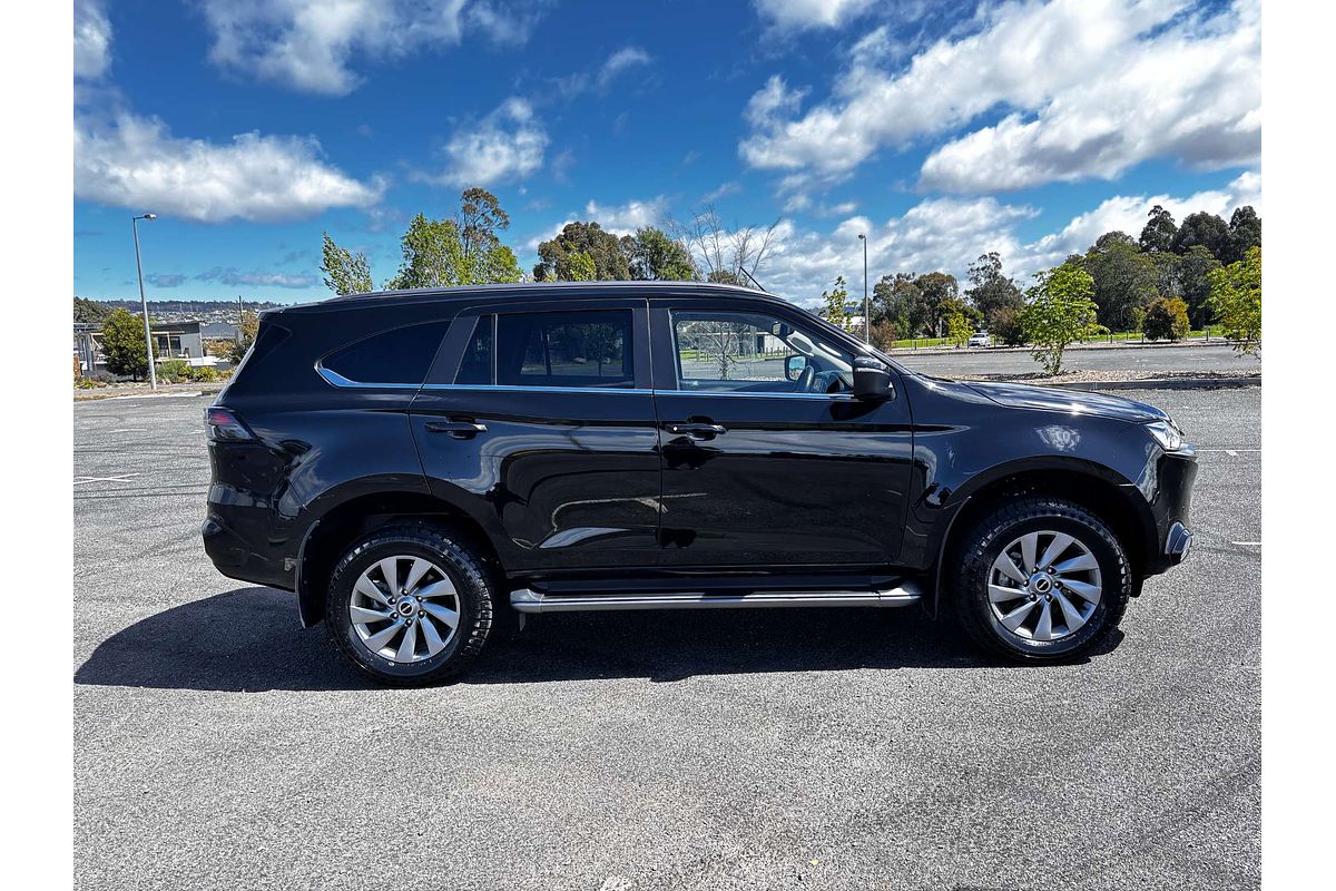 2023 Isuzu MU-X LS-U