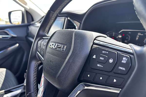 2023 Isuzu MU-X LS-U