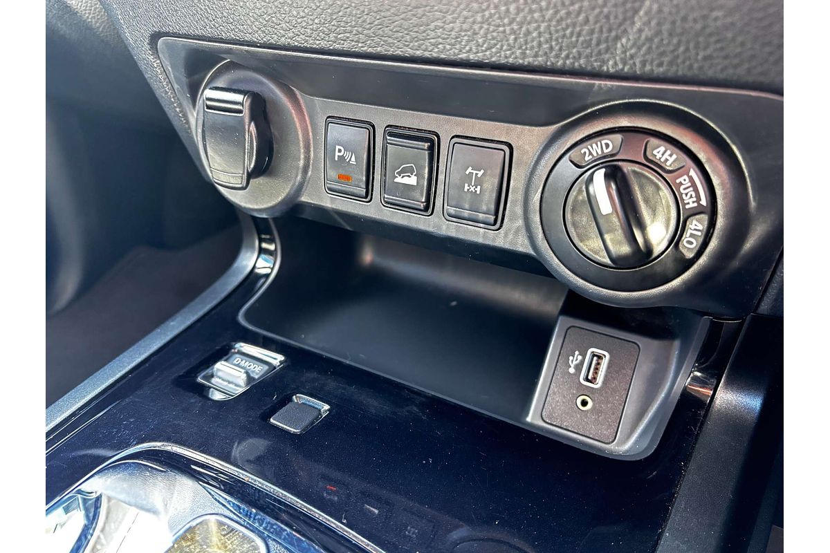 2023 Nissan Navara PRO-4X D23 4X4