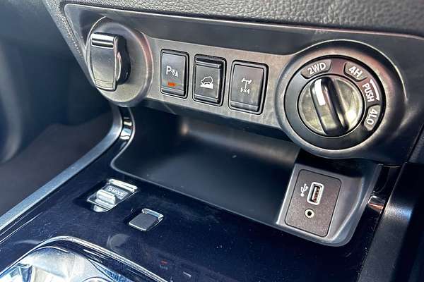 2023 Nissan Navara PRO-4X D23 4X4