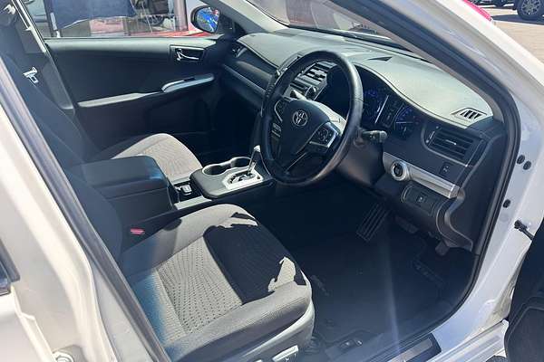 2016 Toyota Camry Atara S ASV50R