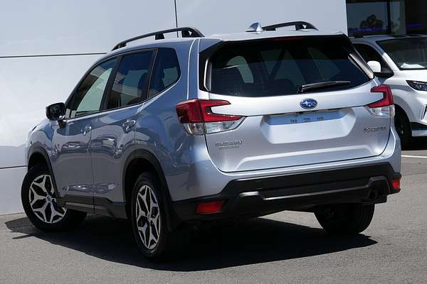 2023 Subaru Forester 2.5i 50 Years Edition S5
