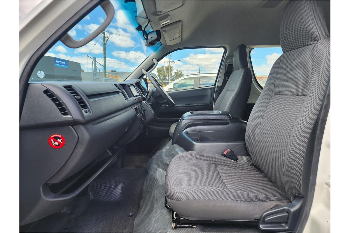 2018 Toyota Hiace Commuter KDH223R ELWB High Roof