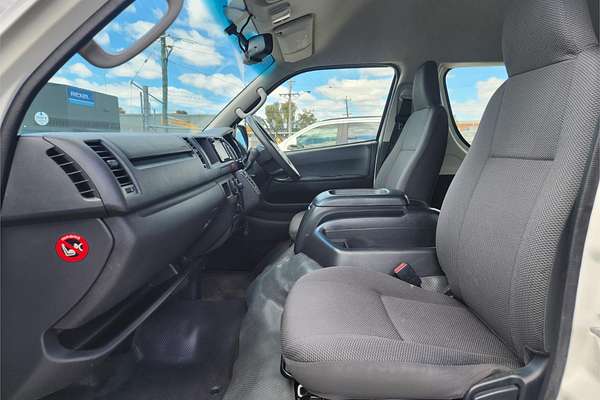 2018 Toyota Hiace Commuter KDH223R ELWB High Roof