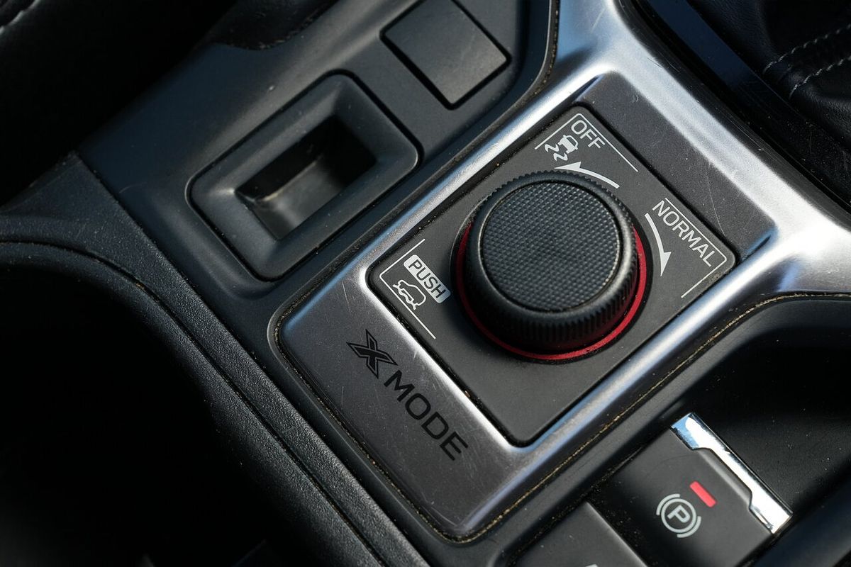 2023 Subaru Forester 2.5i 50 Years Edition S5