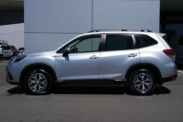 2023 Subaru Forester 2.5i 50 Years Edition S5