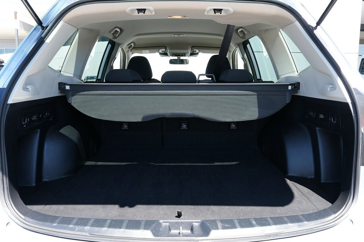 2023 Subaru Forester 2.5i 50 Years Edition S5