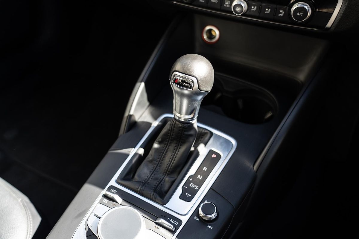 2015 Audi A3 Attraction 8V