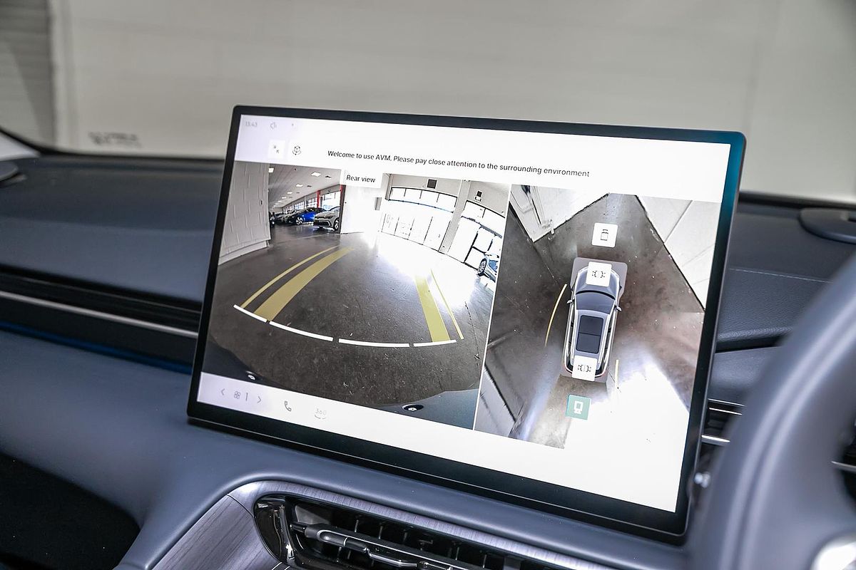 2025 Geely EX5 Inspire E245