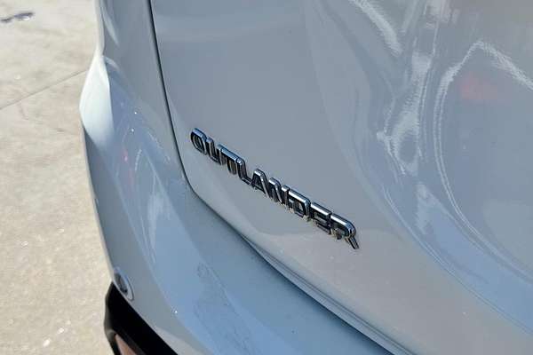 2018 Mitsubishi Outlander LS ZL