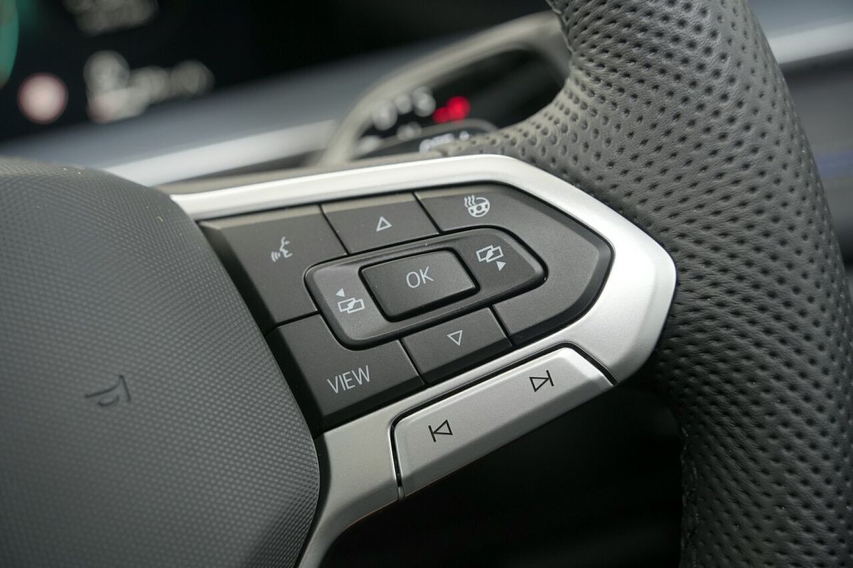 2025 Volkswagen Tayron 195TSI R-Line R4