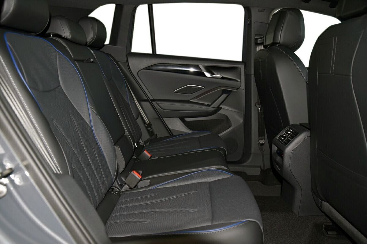 2025 Volkswagen Tiguan 195TSI R-Line CT