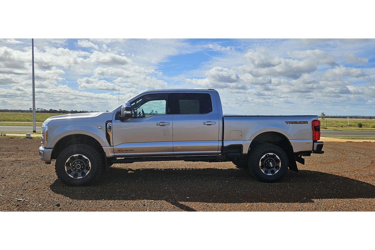 2024 Ford F350 Platinum Tremor 4X4