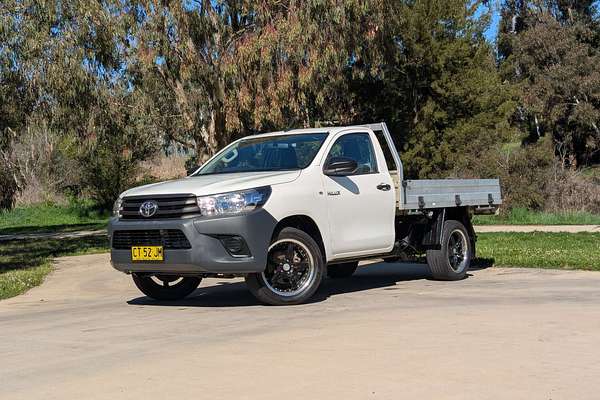 2018 Toyota Hilux Workmate TGN121R Rear Wheel Drive