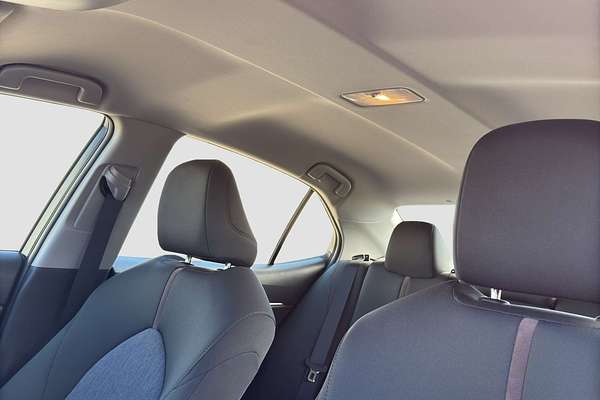 2021 Toyota Camry Ascent AXVH70R