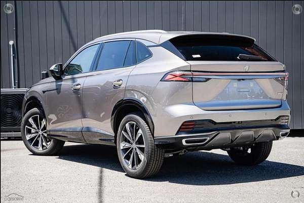 2025 MG HS Super Hybrid Essence AS33P