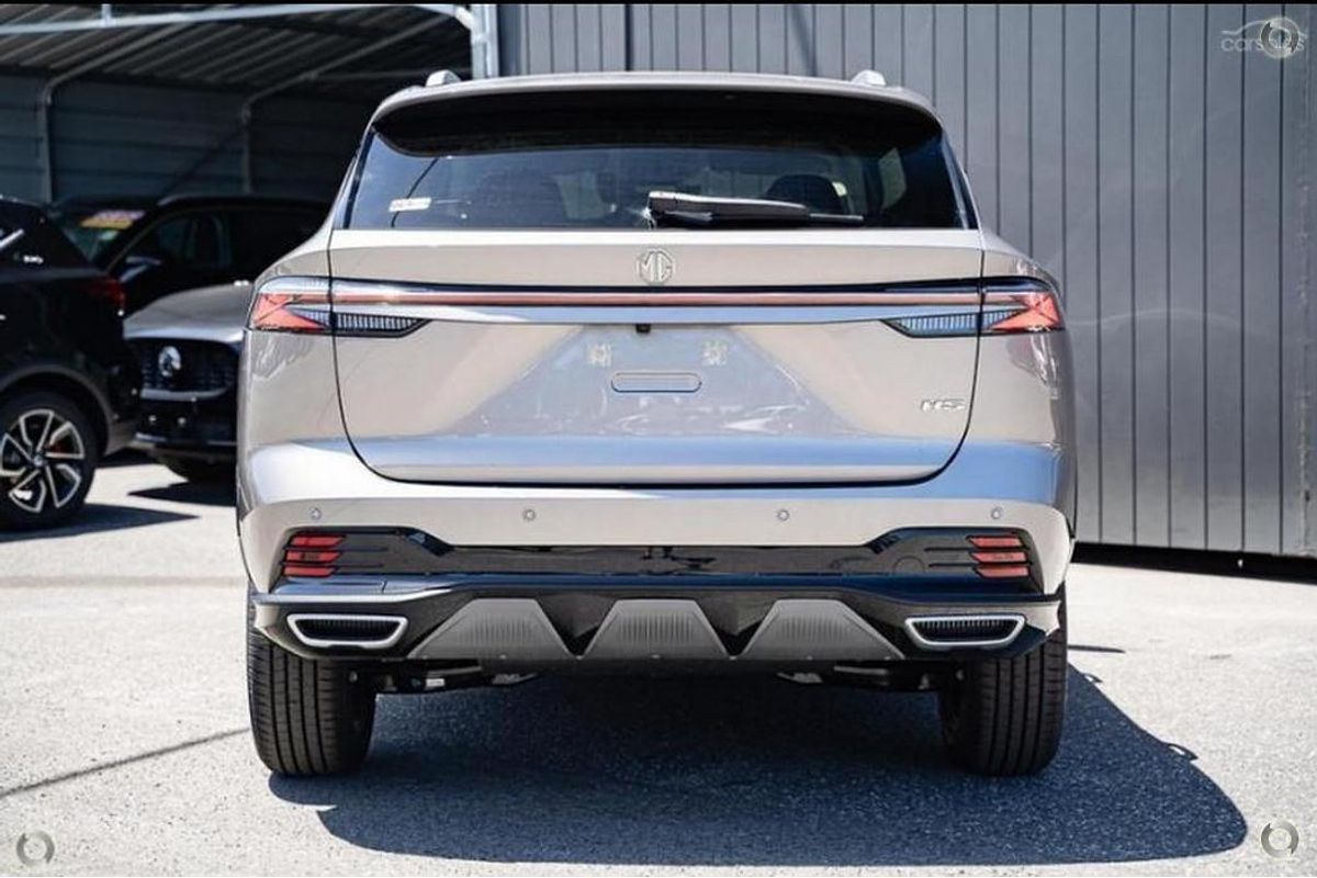 2025 MG HS Super Hybrid Essence AS33P