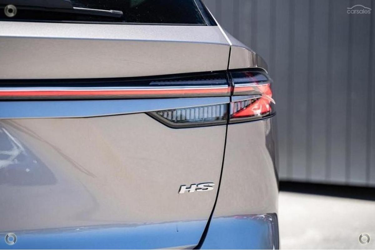 2025 MG HS Super Hybrid Essence AS33P