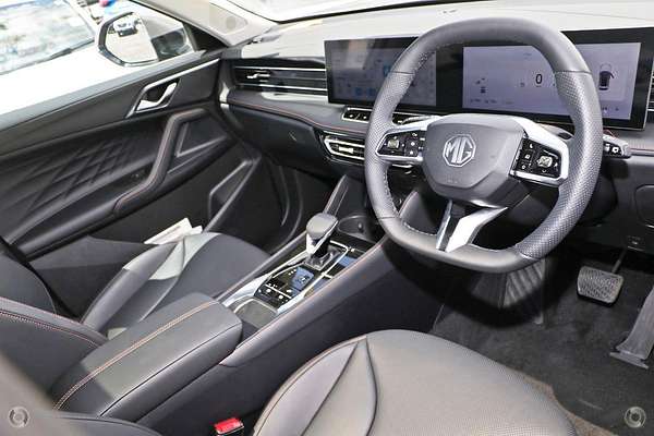 2025 MG HS Super Hybrid Essence AS33P