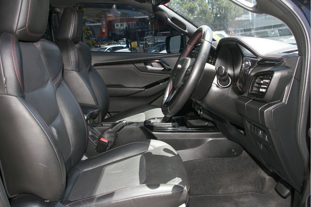 2022 Isuzu D-MAX X-TERRAIN 4X4
