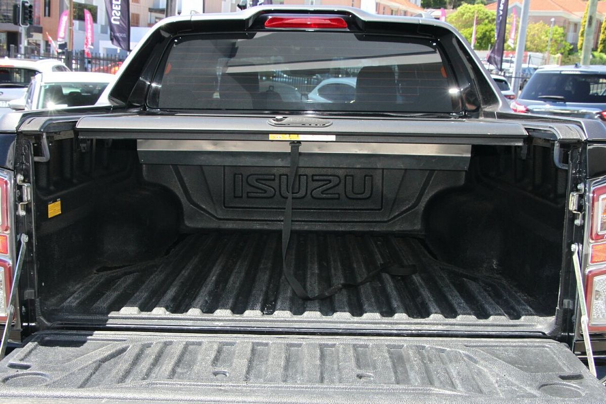 2022 Isuzu D-MAX X-TERRAIN 4X4