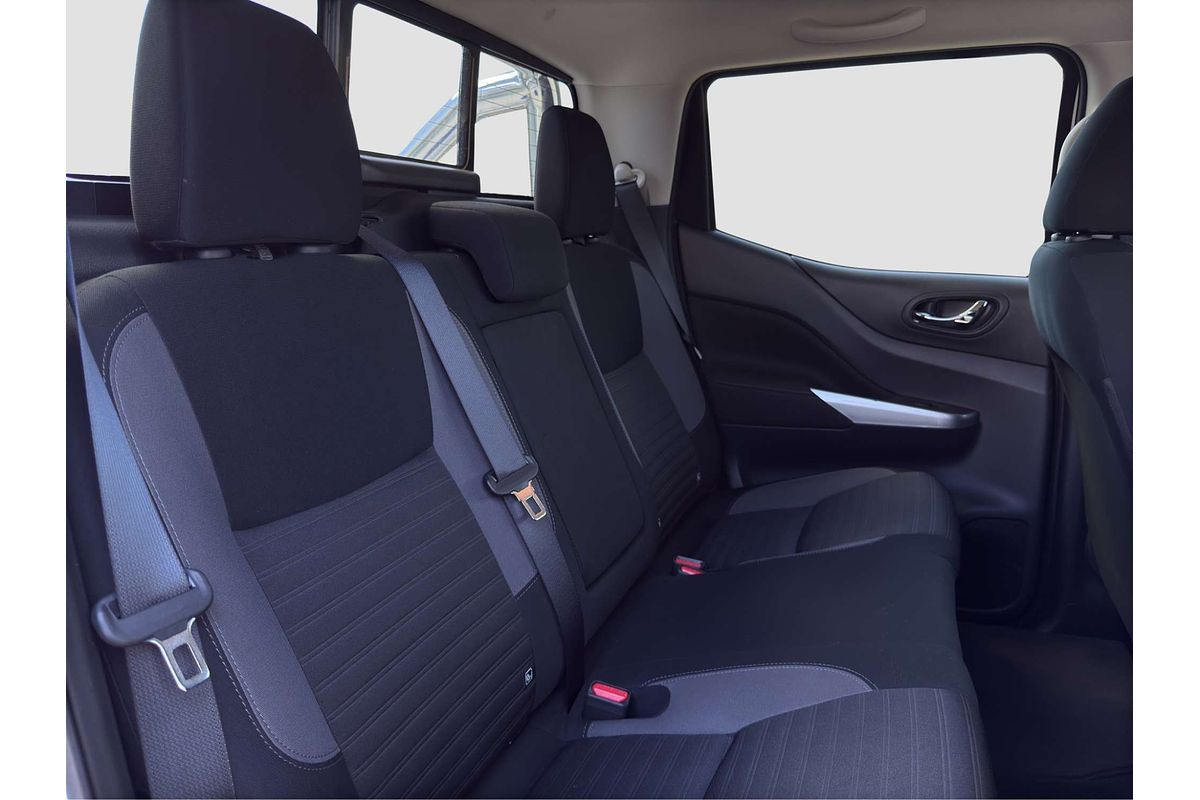 2023 Nissan Navara ST D23