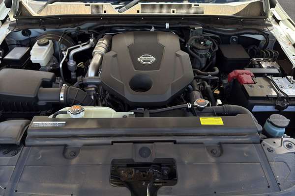 2023 Nissan Navara ST D23