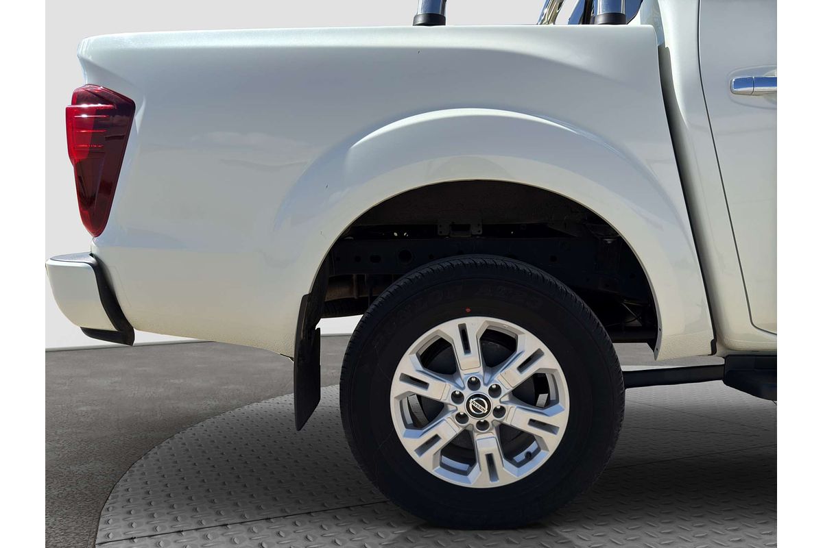 2023 Nissan Navara ST D23