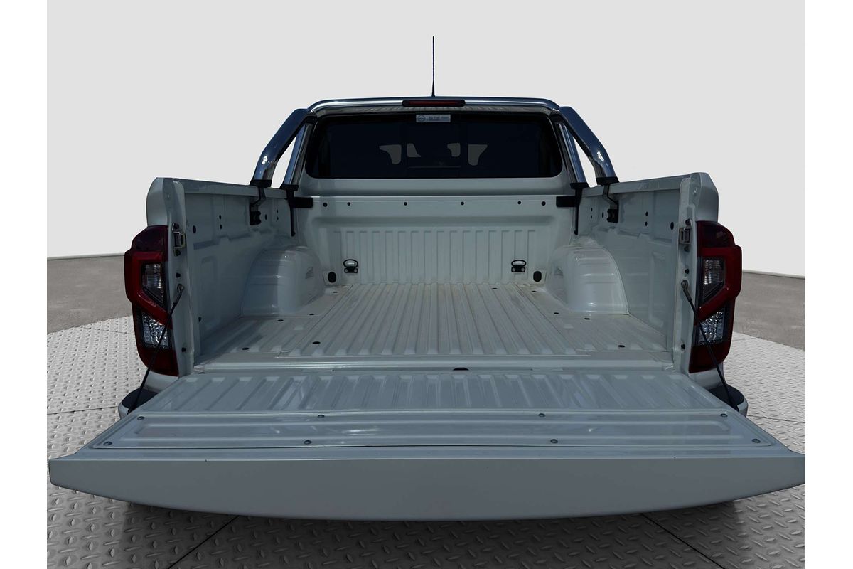 2023 Nissan Navara ST D23