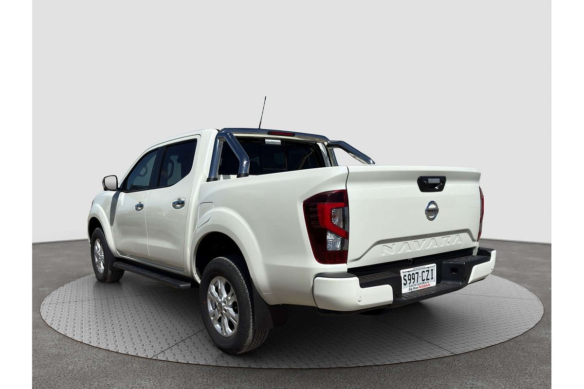2023 Nissan Navara ST D23