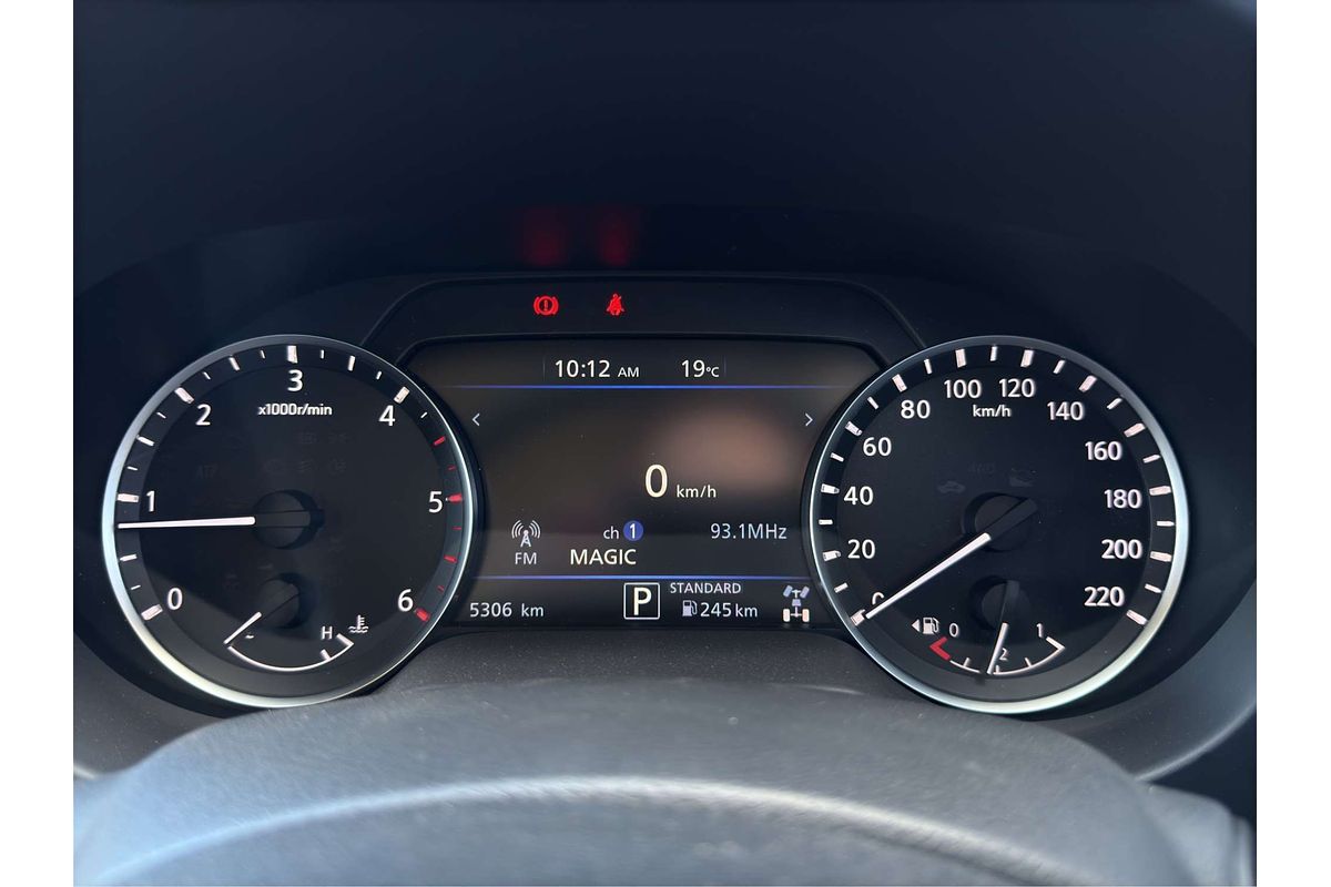 2023 Nissan Navara ST D23