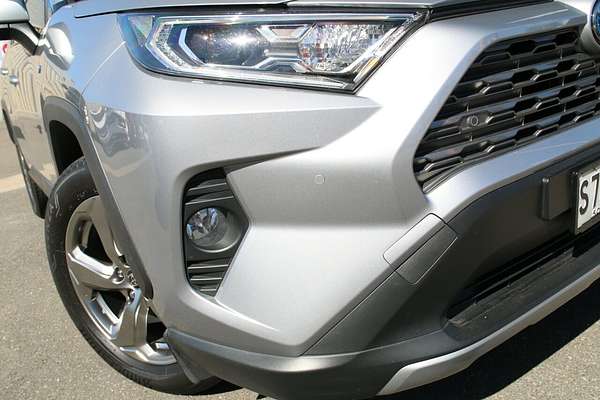 2020 Toyota RAV4 GXL AXAH54R