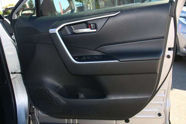 2020 Toyota RAV4 GXL AXAH54R