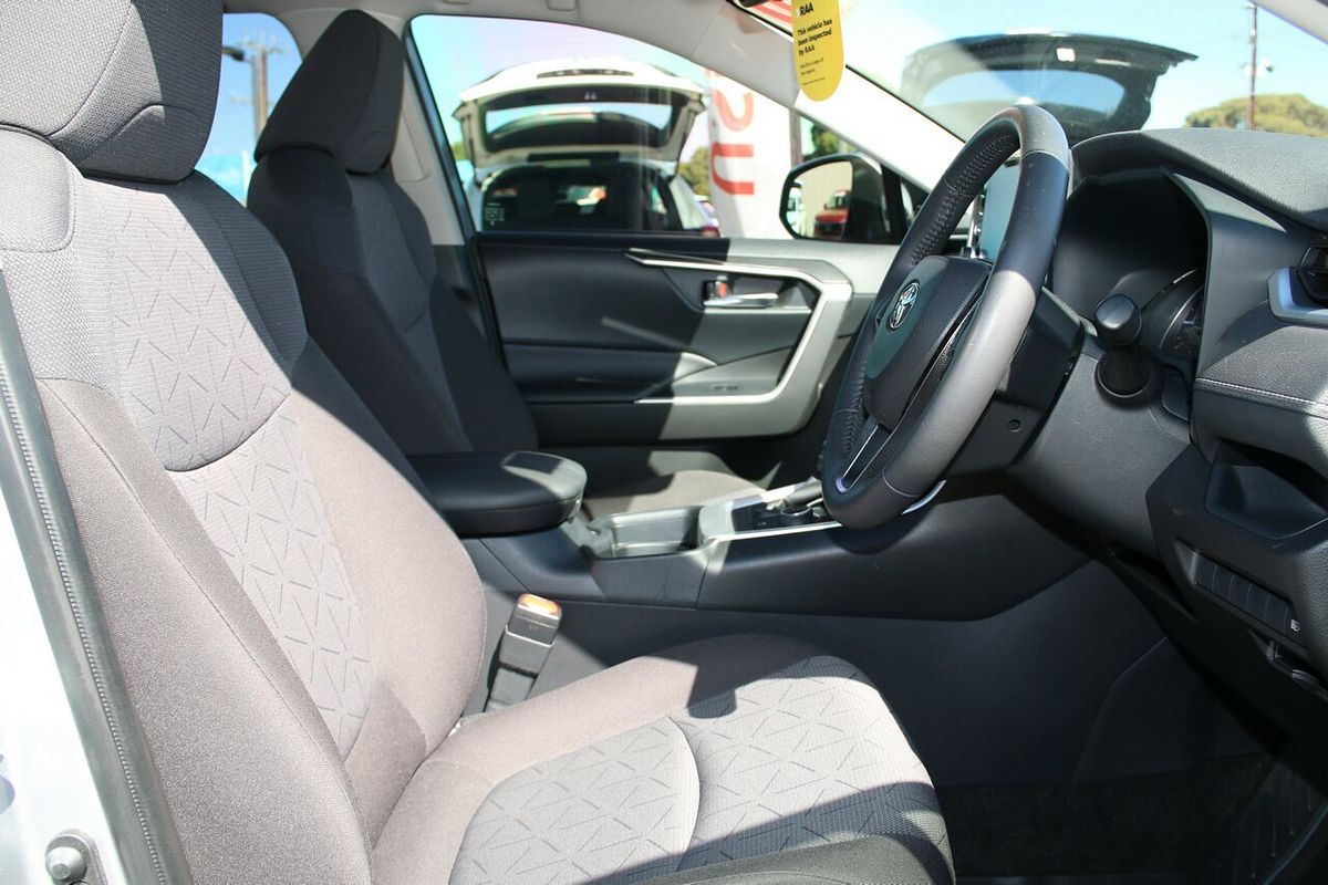 2020 Toyota RAV4 GXL AXAH54R