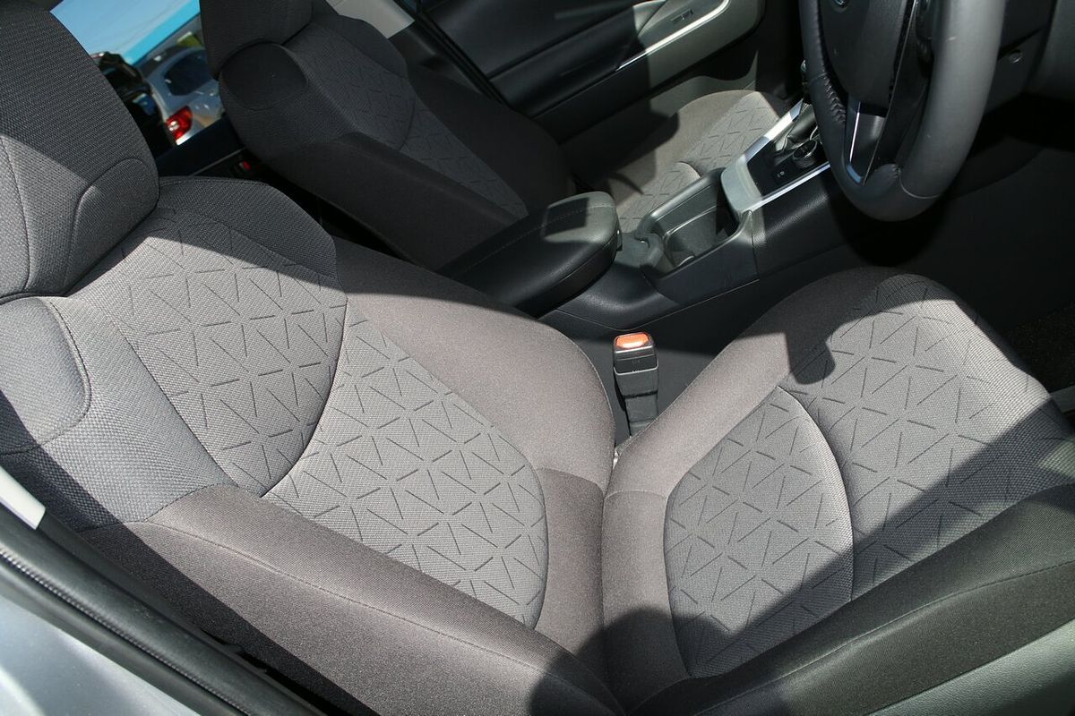 2020 Toyota RAV4 GXL AXAH54R