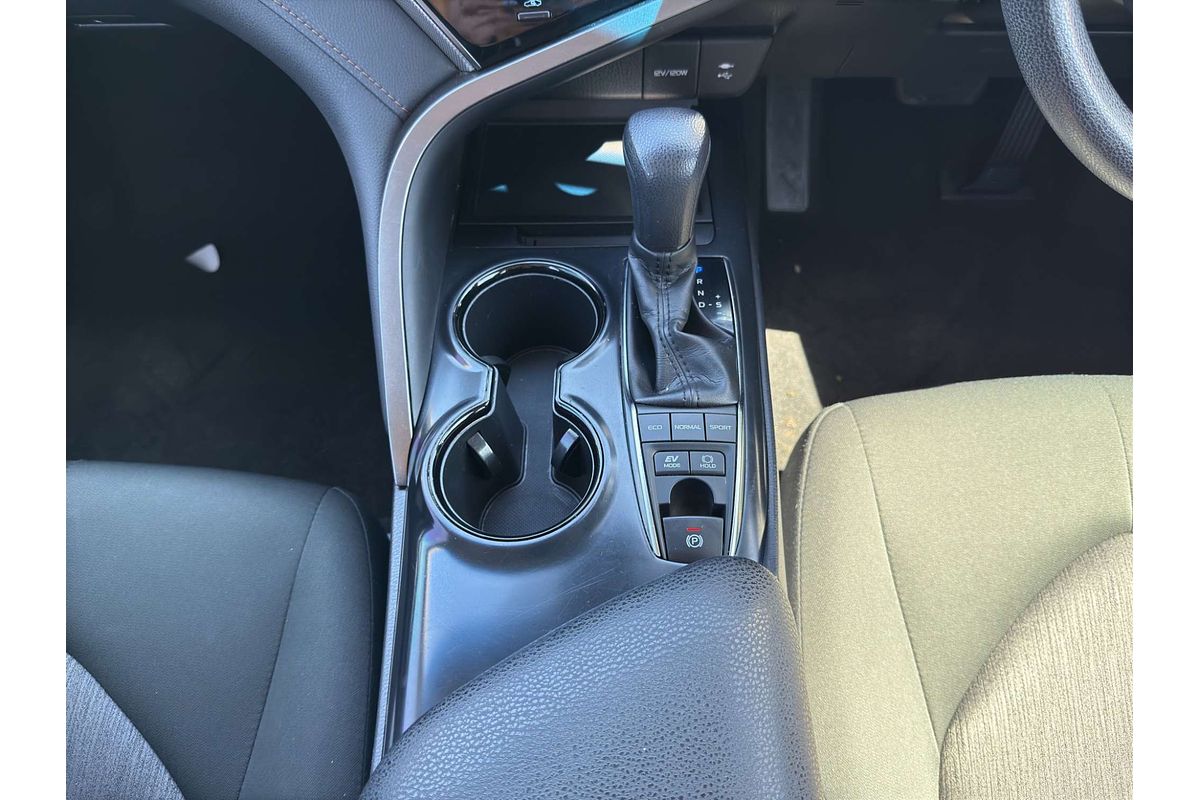 2020 Toyota Camry Ascent