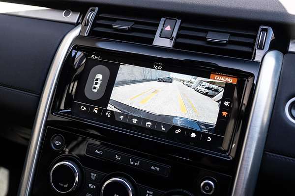 2019 Land Rover Discovery SD6 HSE Series 5