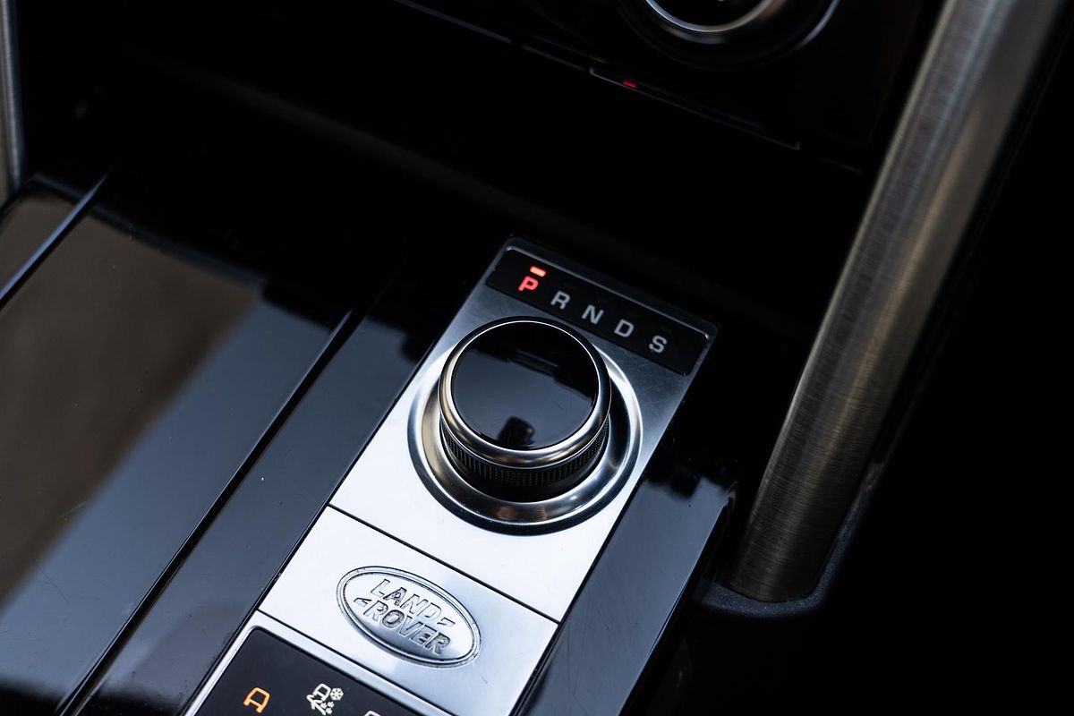 2019 Land Rover Discovery SD6 HSE Series 5