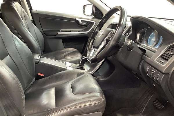 2015 Volvo XC60 D4 Kinetic